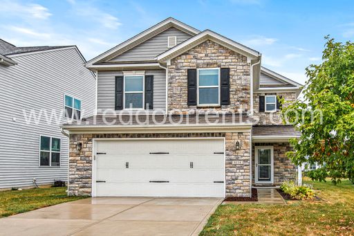 Stunning 3-Bed Home in the Heart of Whitestown!