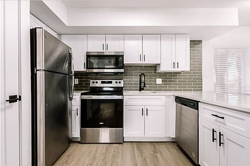 Newly Renovated 1 Bedroom with Modern Finishes – photo 1