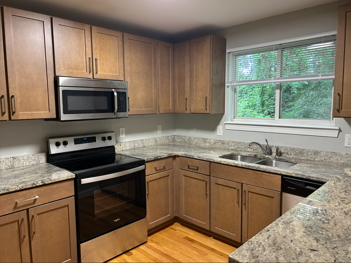 Carrboro Apartment: 116-118 Bim Street