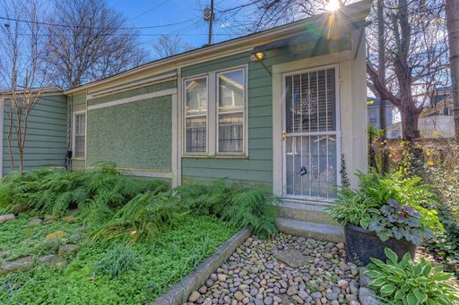Updated Midtown Guesthouse – Move-In Ready – photo 1