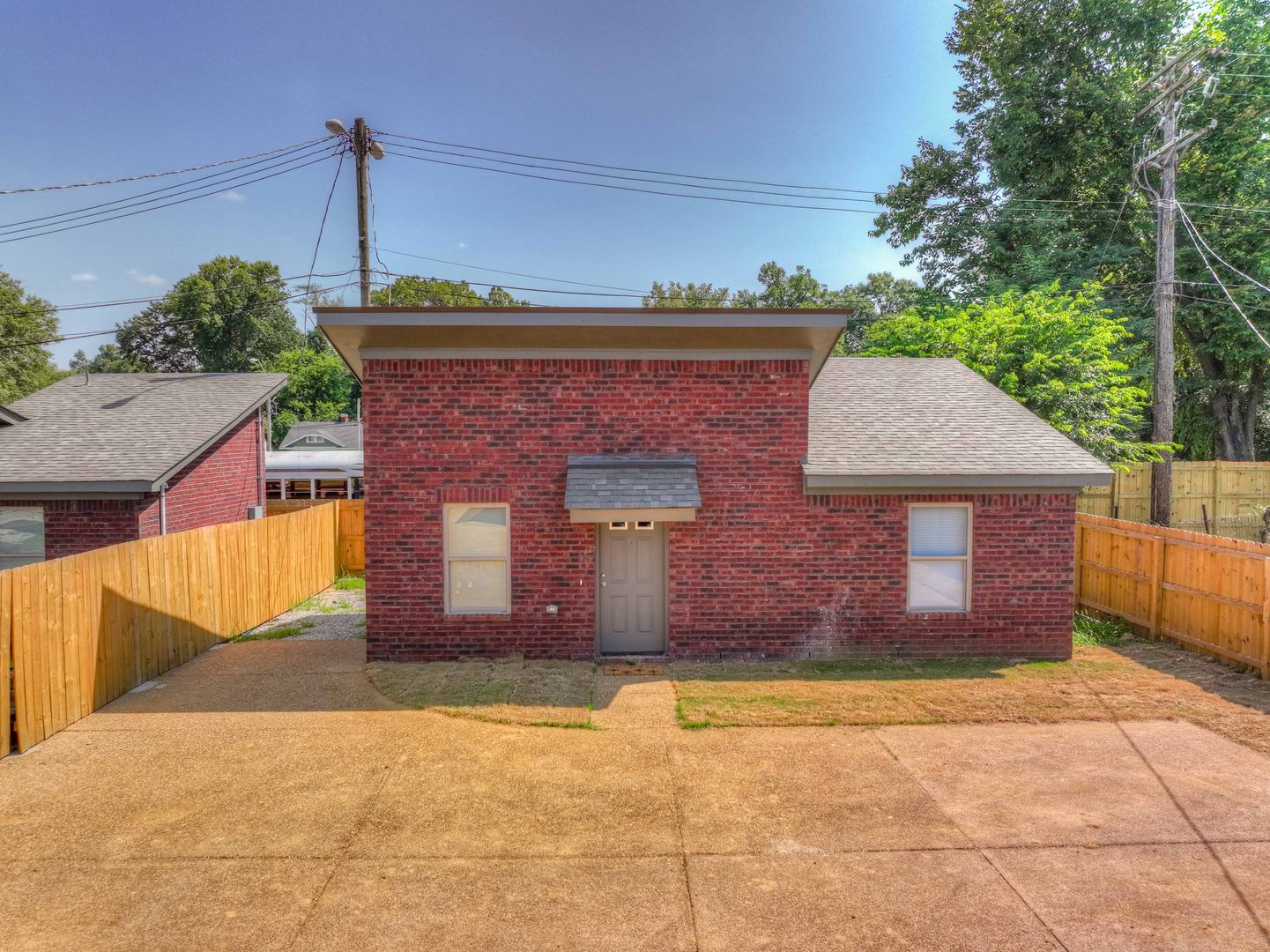 Memphis House: 1807 Jackson Ave