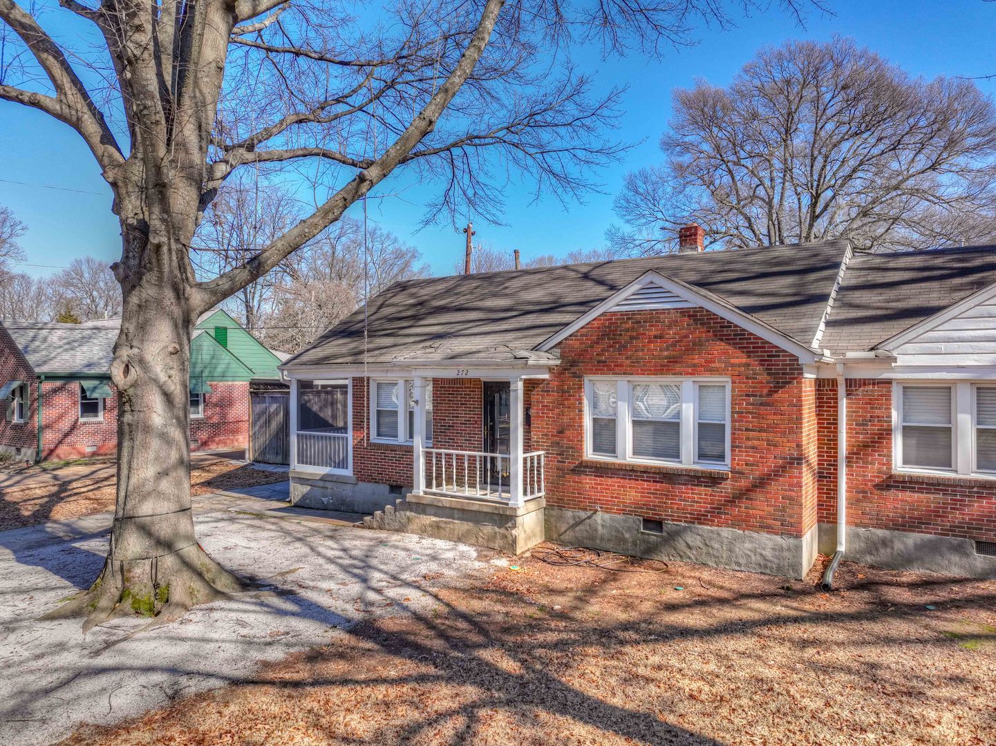 Memphis House: 272 Aurora Cir