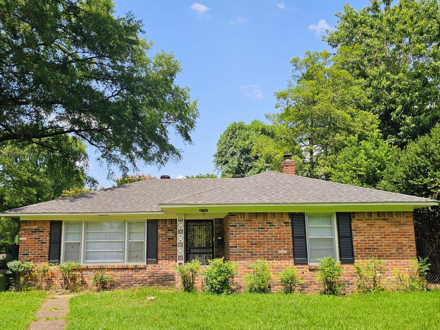 Memphis House: 4762 Verne Rd