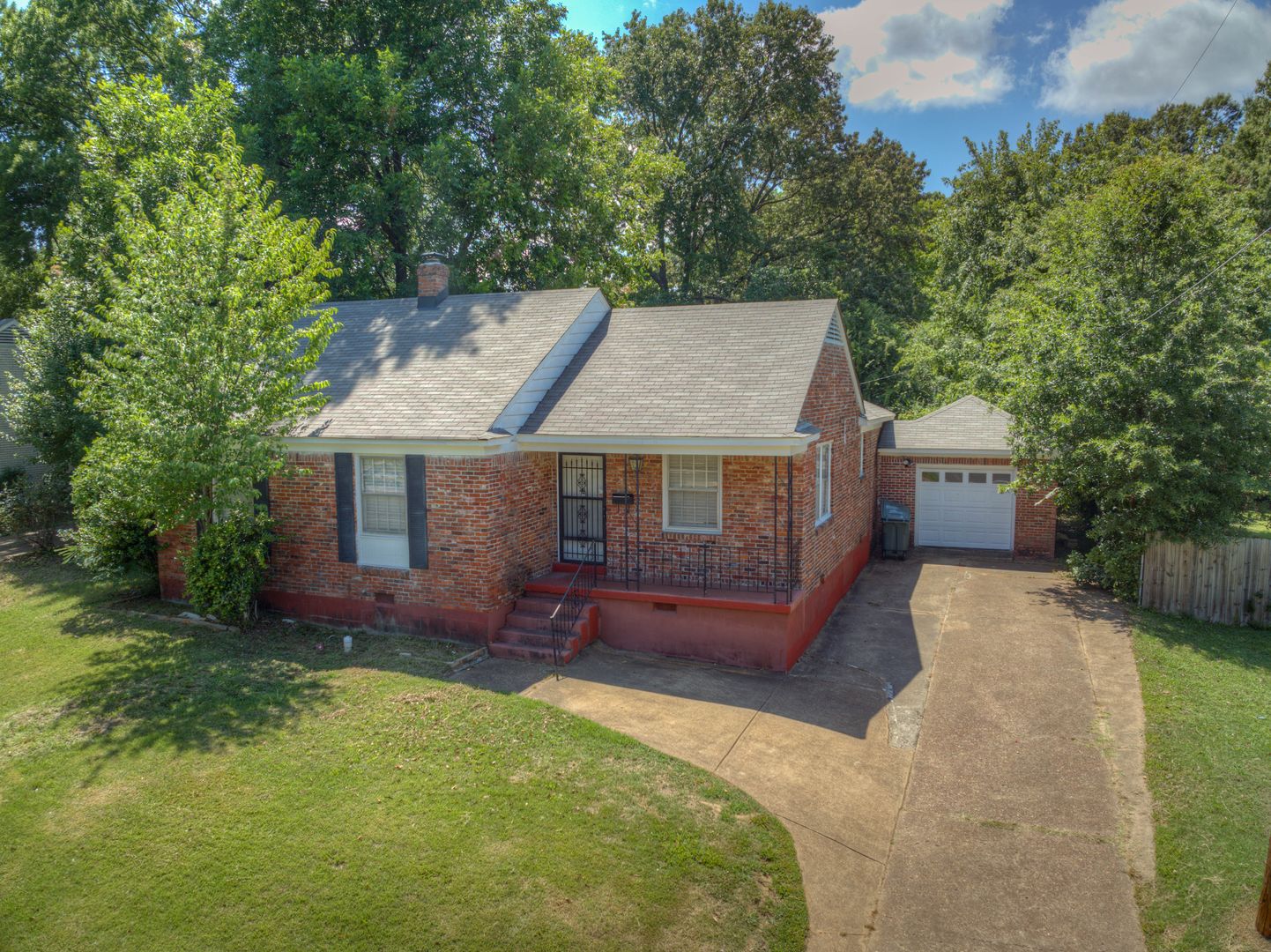 Memphis House: 1175 Mt. Moriah Rd