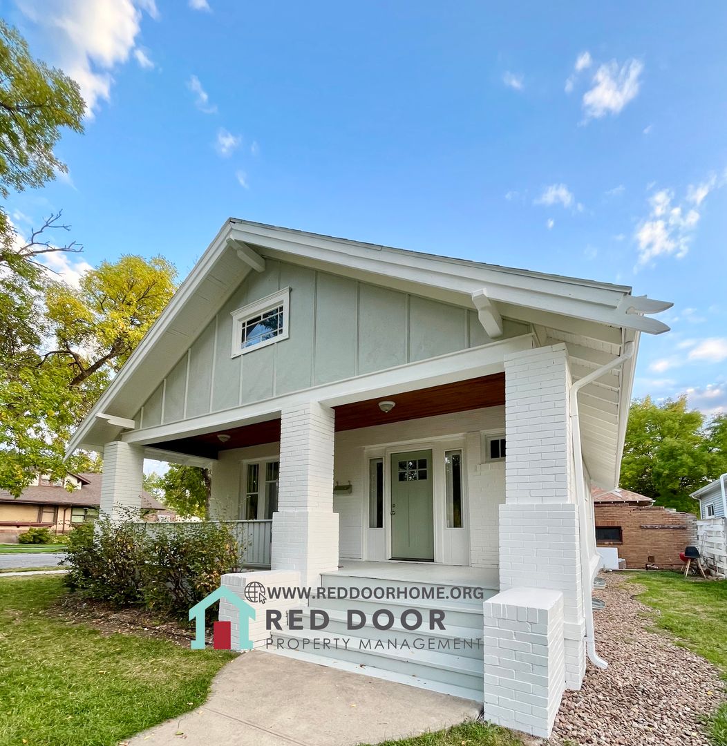 Great Falls House: 1724 3rd Ave N