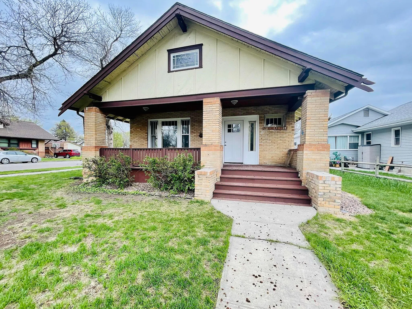 Great Falls House: 1724 3rd Ave N