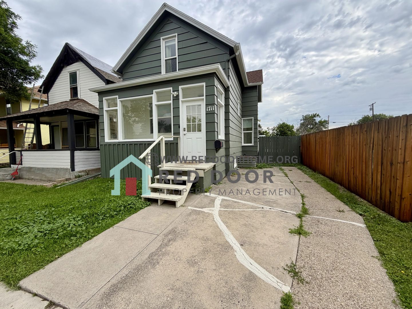 Great Falls House: 1711 6th Ave N, Great Falls
