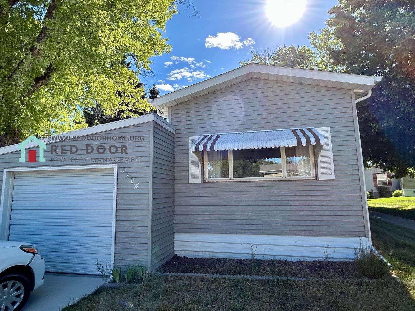 Great Falls House: 3806 Vigilante Dr