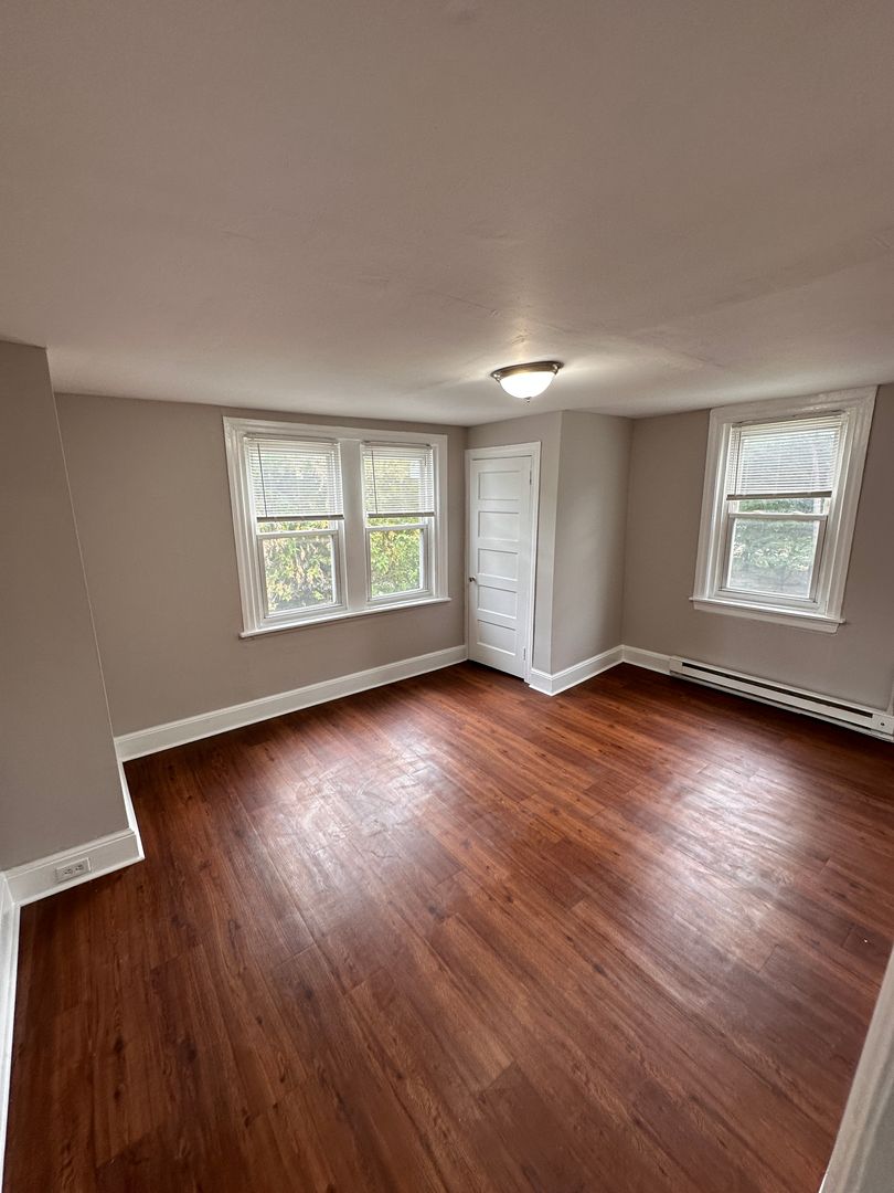 Philadelphia Apartment: 101 N Gross st