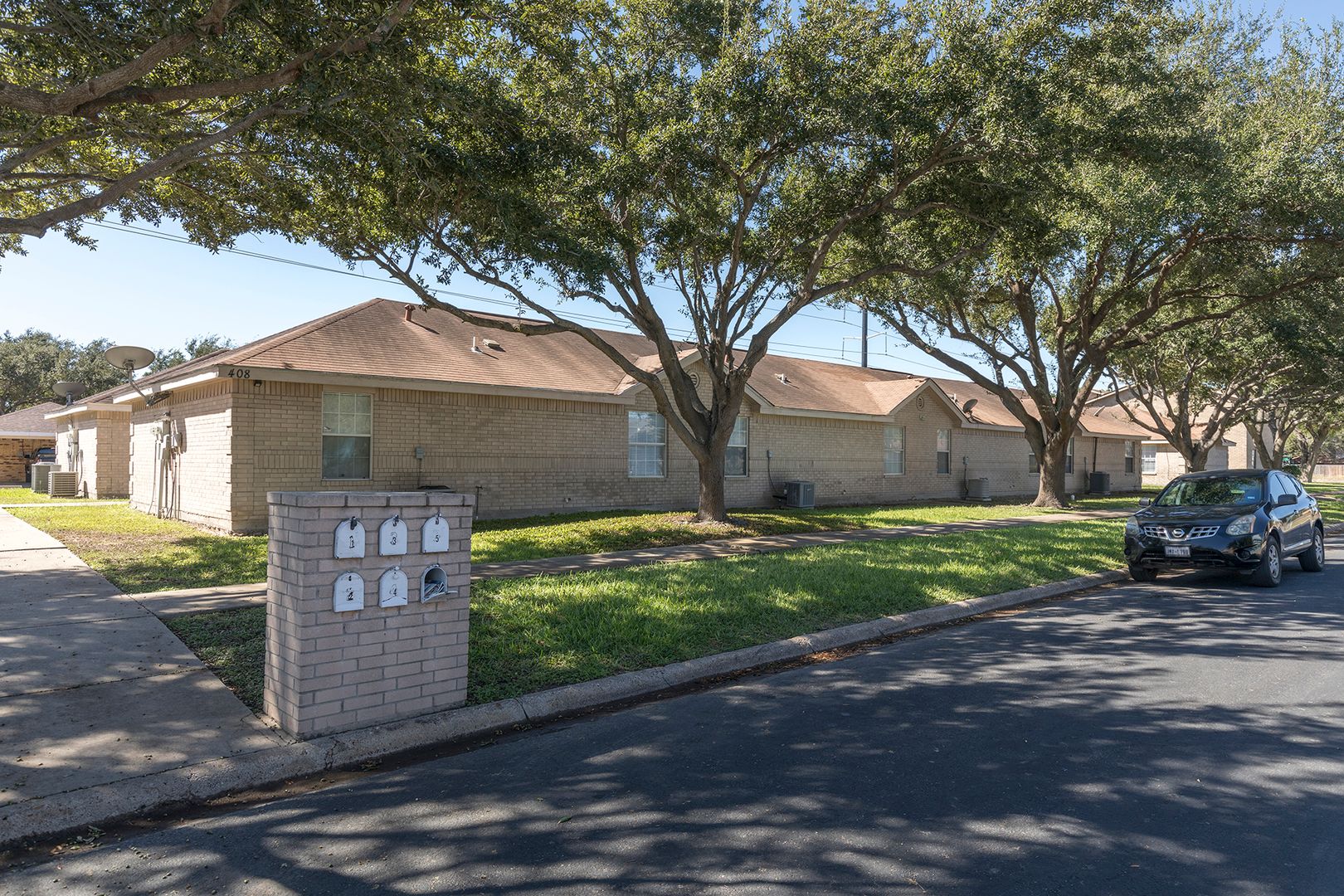 McAllen Apartment: 408 E Ulex Ave