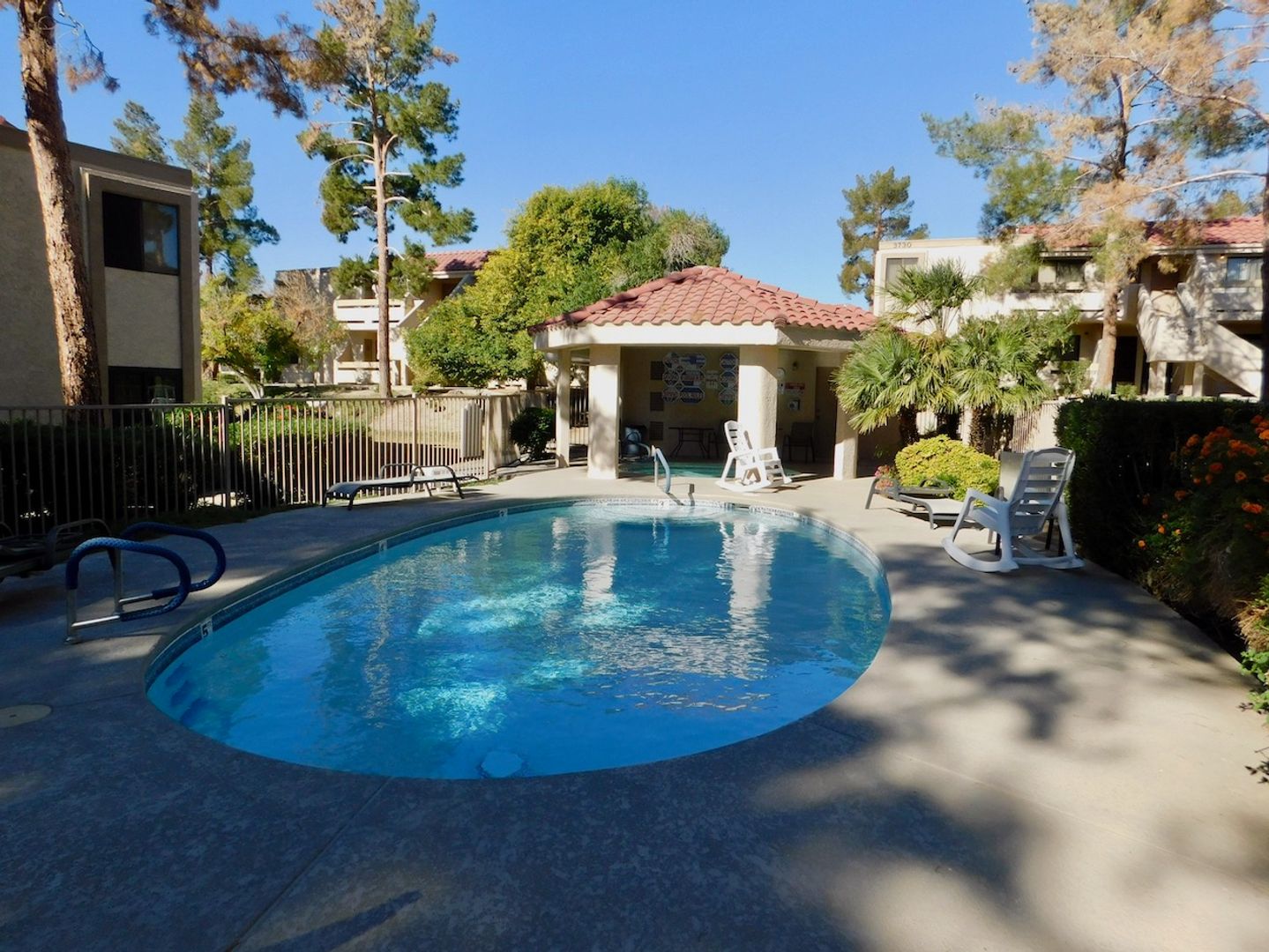 Laughlin Condo: 3780 Desert Marina Dr 142