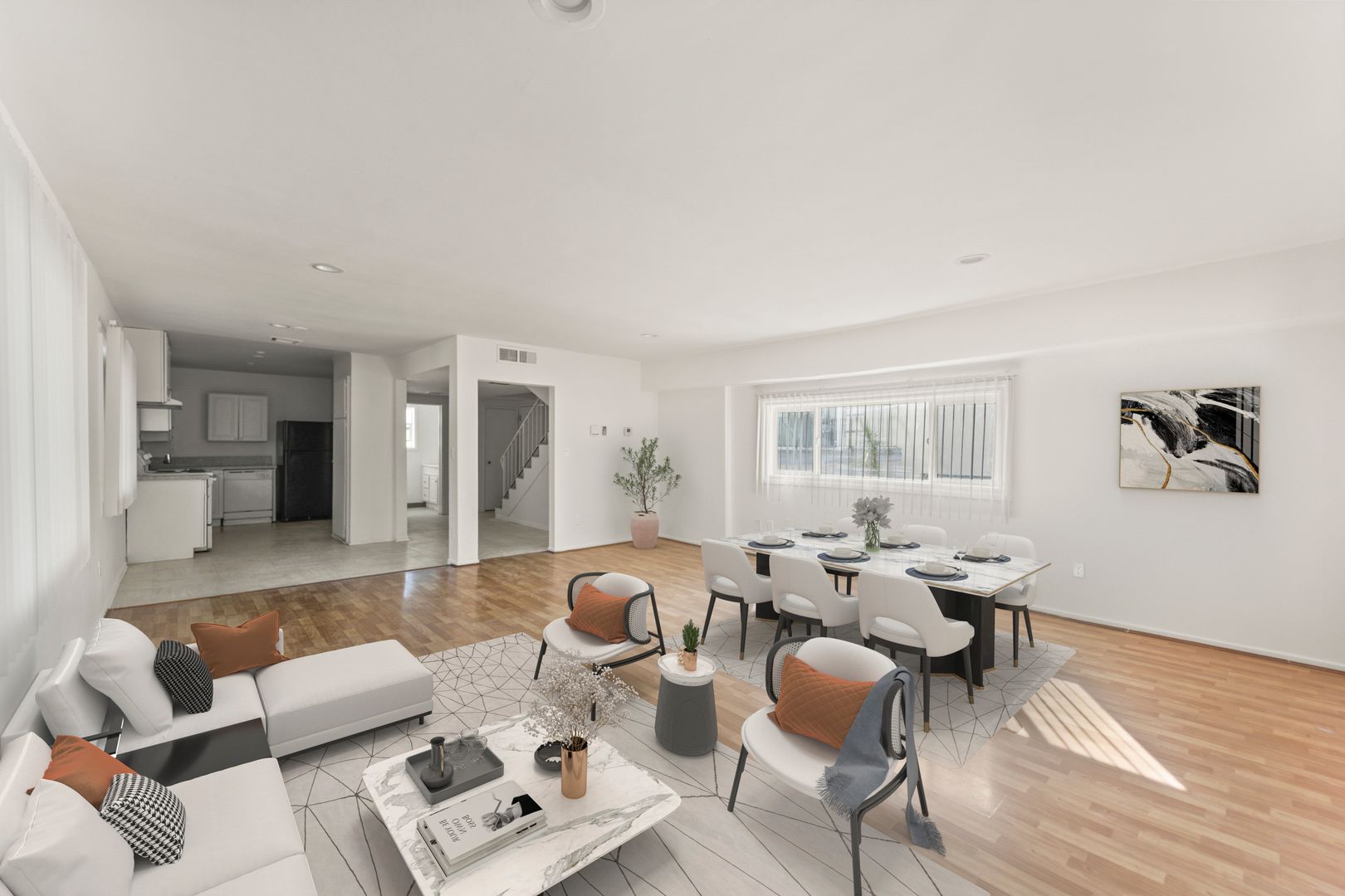 Van Nuys Apartment: 5738 WOODMAN AVE