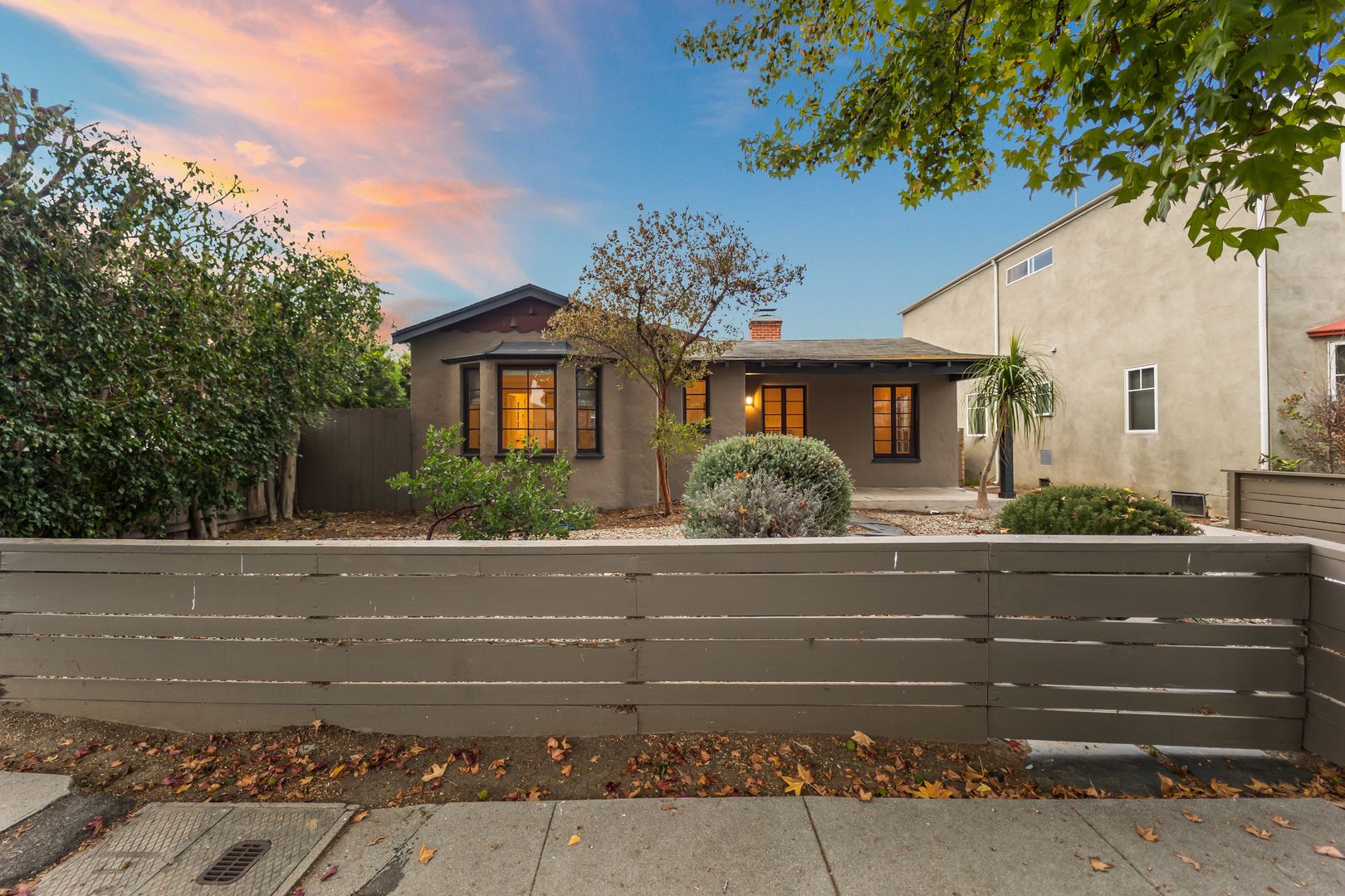 Los Angeles House: 3781 Greenwood Ave.
