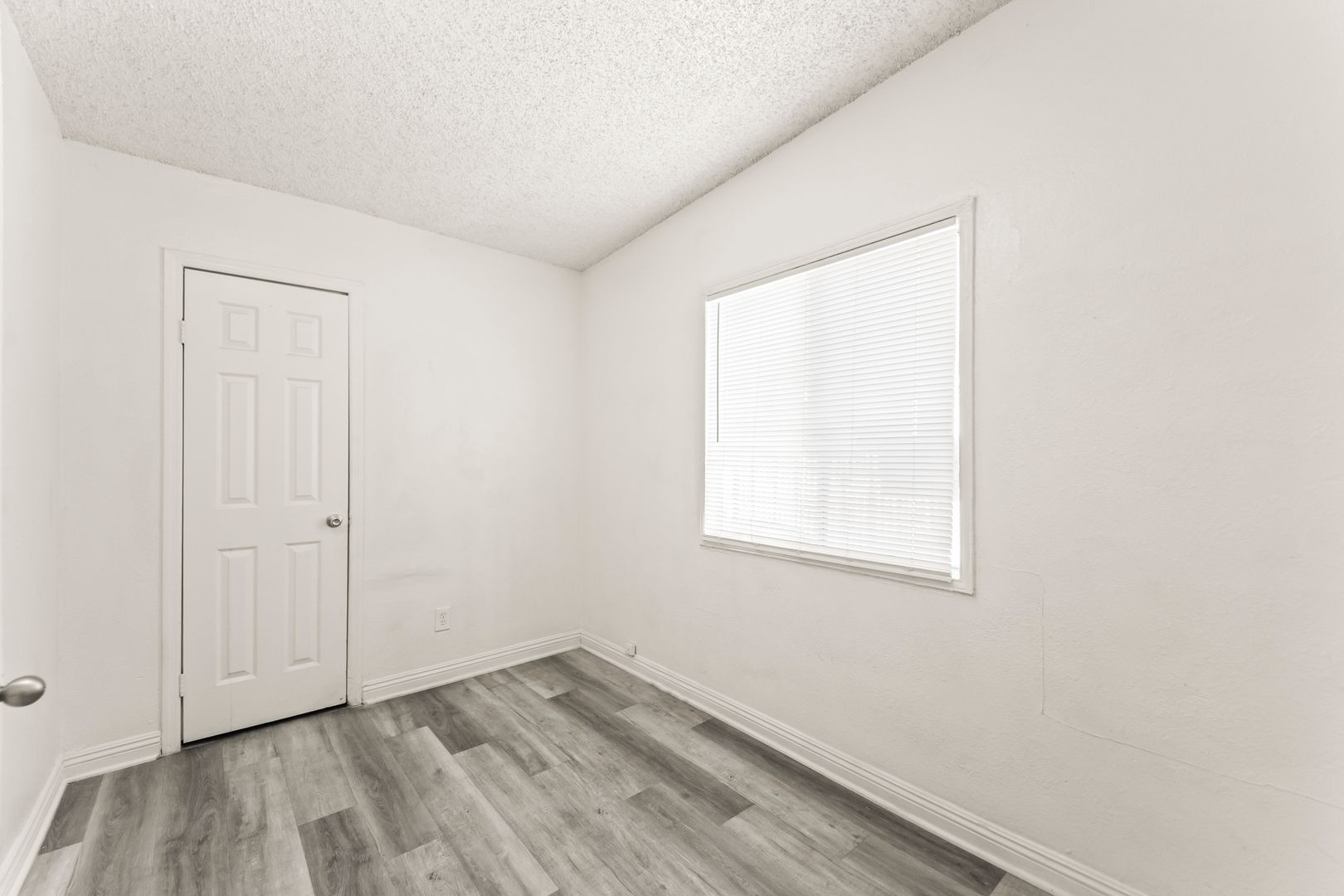 For Rent – **3 Bedrooms | 1 Bathroom | Approximately 840 Sq. Ft.** Section 8 Welcome! 9 of 12