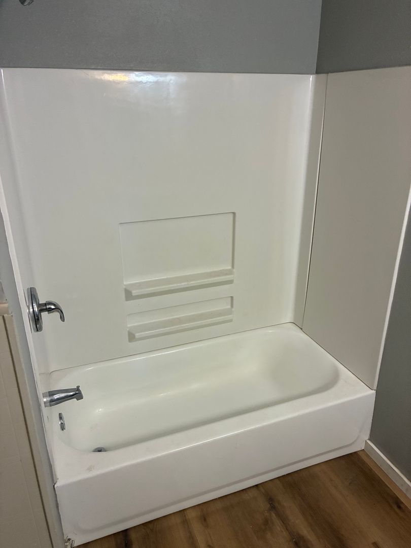 200 RobinWay 9 of 12