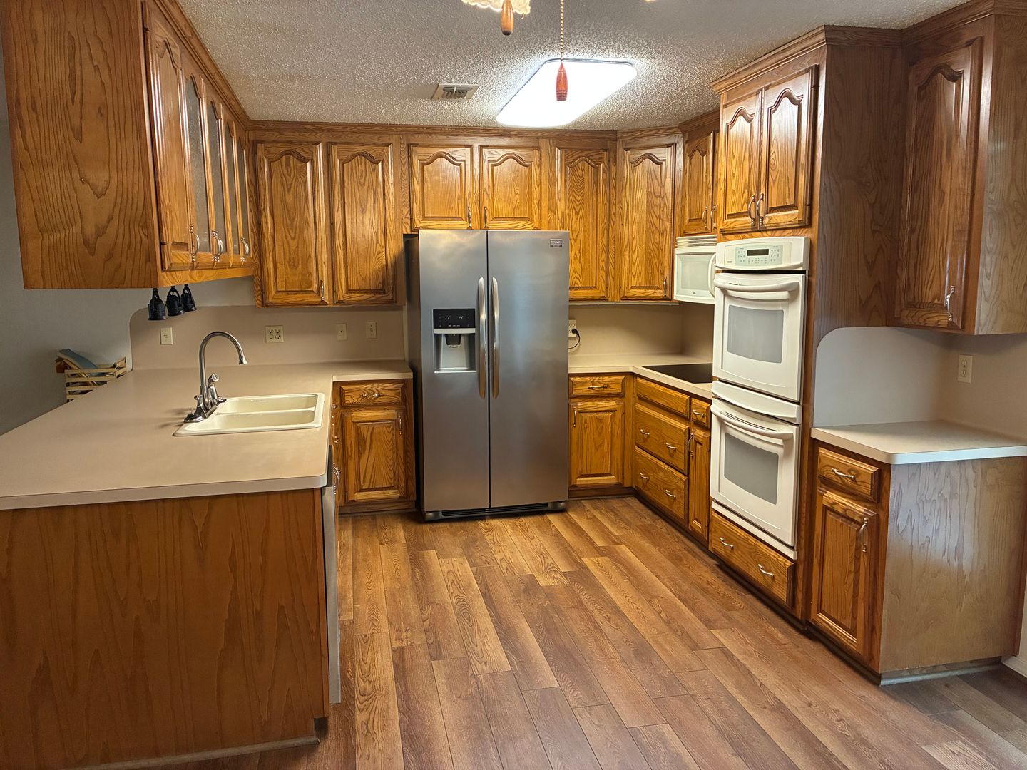 Mount Pleasant House: 415 Rosewood