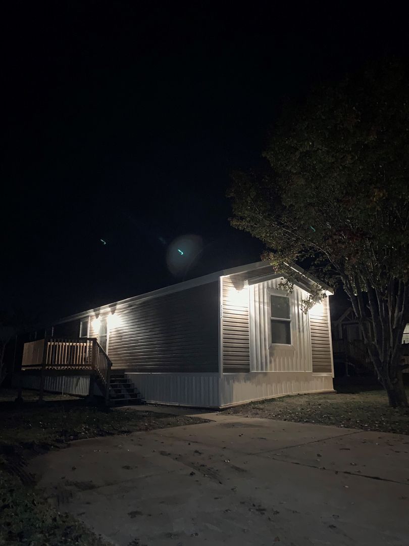 Old Monroe Apartment: 111 Maple Shade Drive