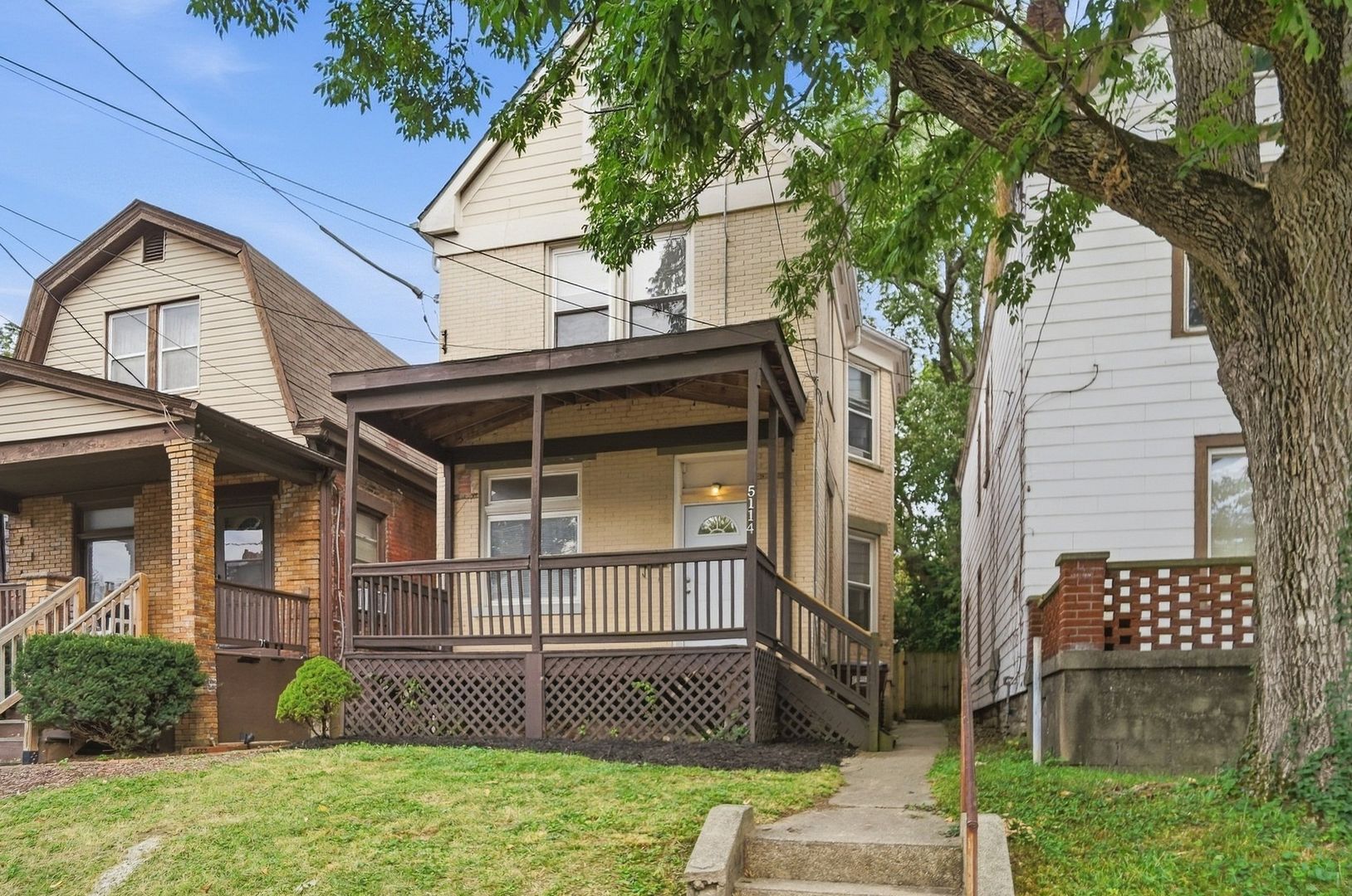 Norwood House: 5114 Silver Street
