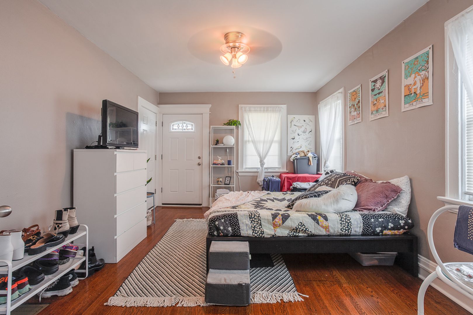Norwood Apartment: 2110 Drex Ave.