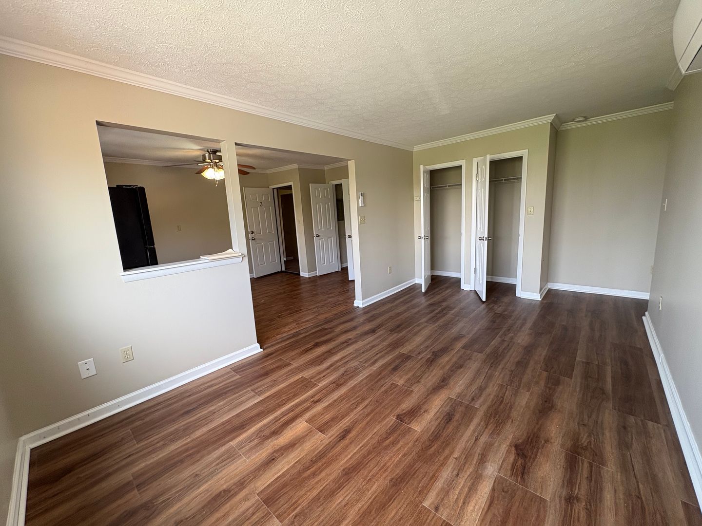 Coraopolis Apartment: 1000 State Ave