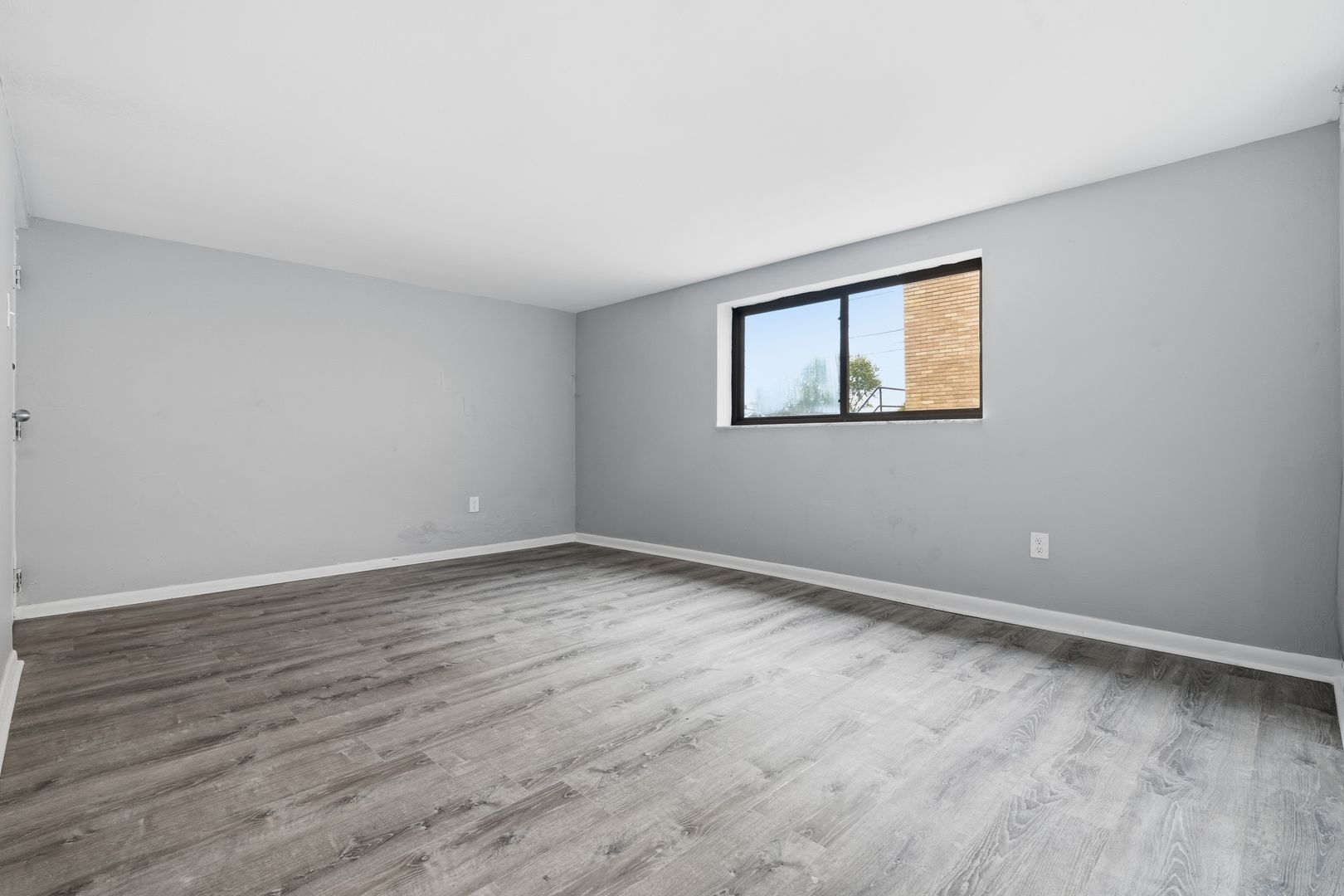 Pittsburgh Apartment: 650 Means Ave