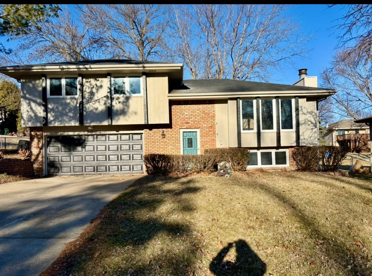 Omaha House: 3324 S 159th St