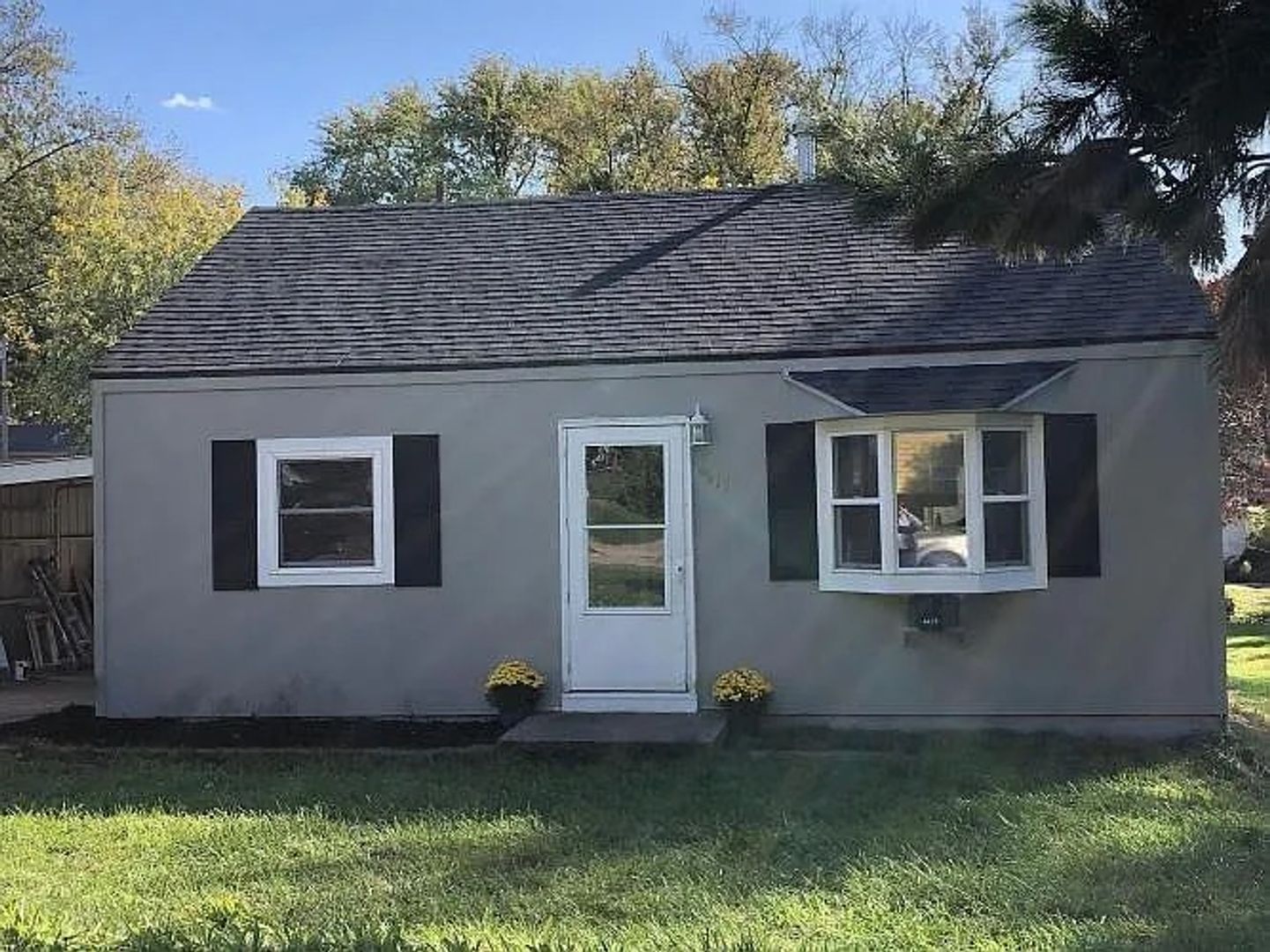 Omaha House: 6615 Hamilton St
