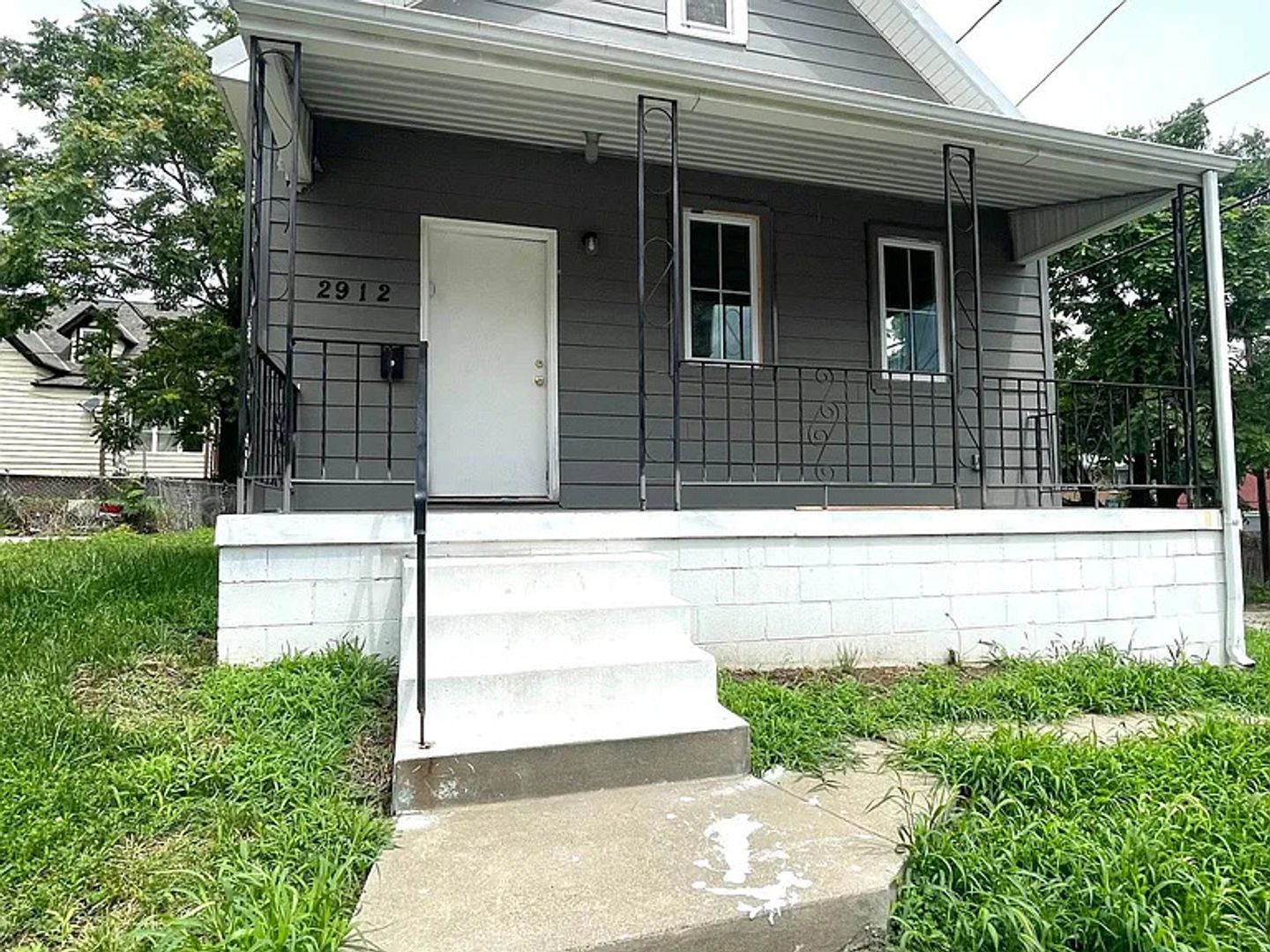 Omaha House: 2912 Mason St