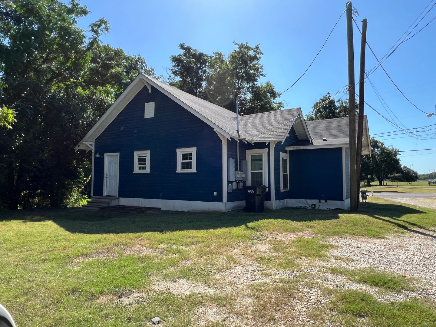 Waco House: 1323 Clay Ave