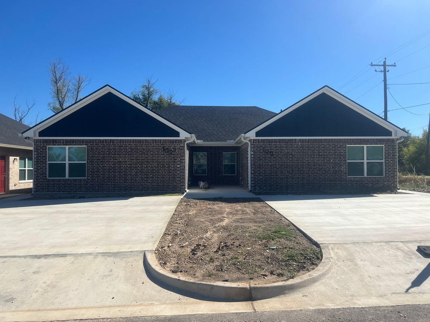 West House: 100 Vitava