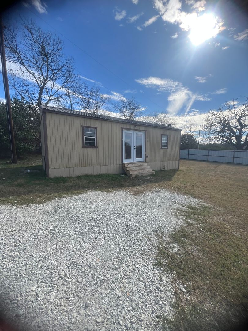 Valley Mills House: 113 CR 3192 Unit B