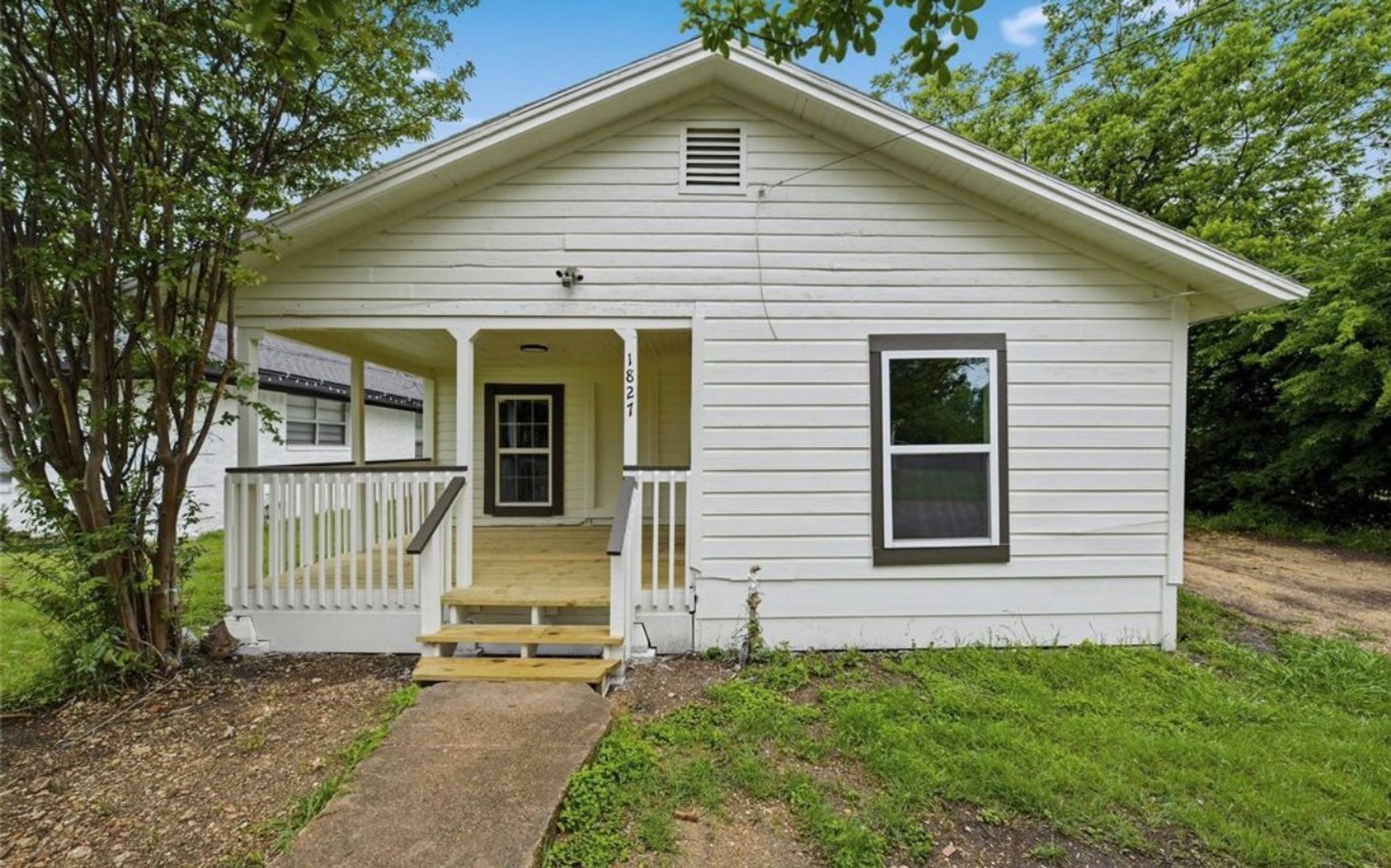 Waco House: 1827 Wood Ave