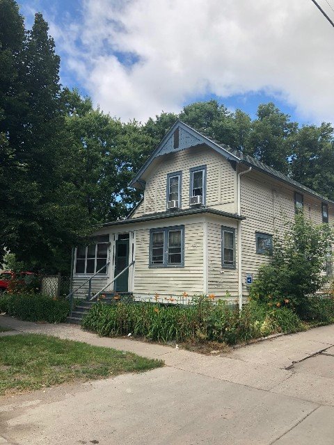Fargo Apartment: 815 2nd Ave S