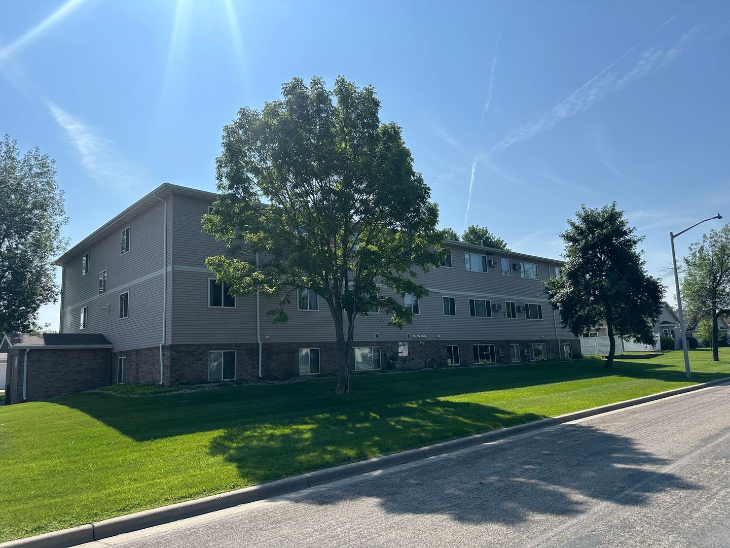 Moorhead Apartment: 1212 34th St Cir S