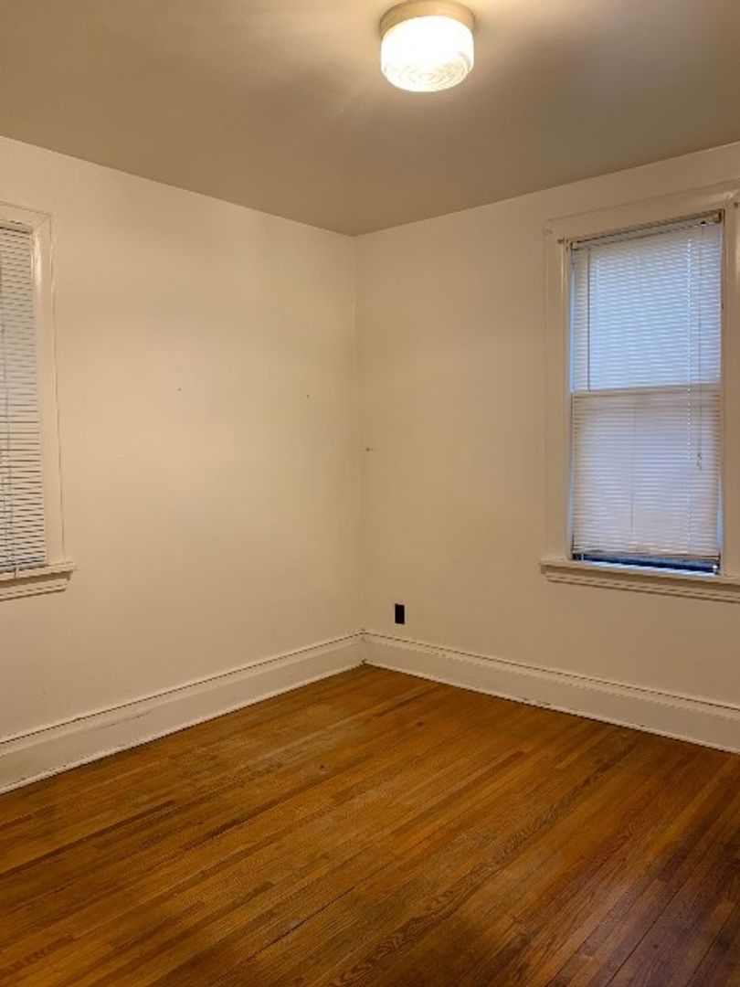 Fargo Apartment: 707 Broadway N