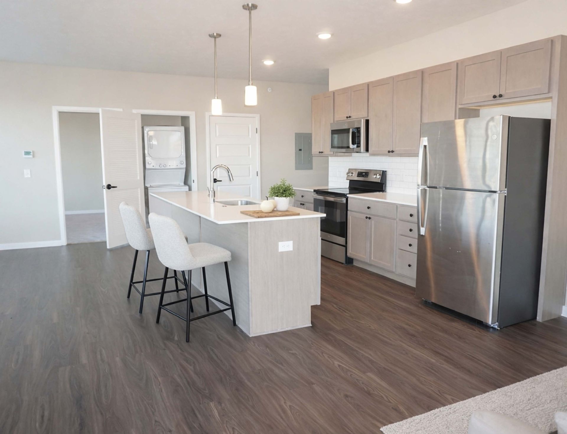 Lincoln Apartment: 5701 Boboli Lane