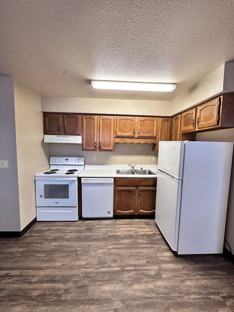 Black River Falls Apartment: 519 N 8th Street