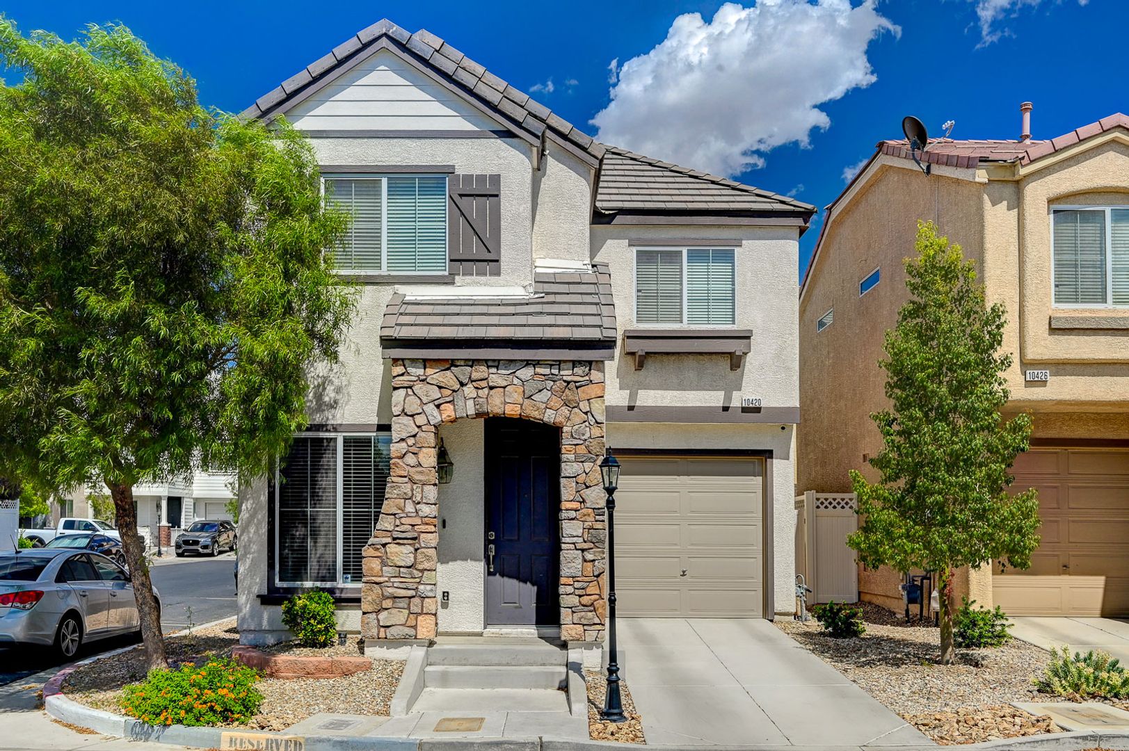 Las Vegas House: 10420 September Flower St