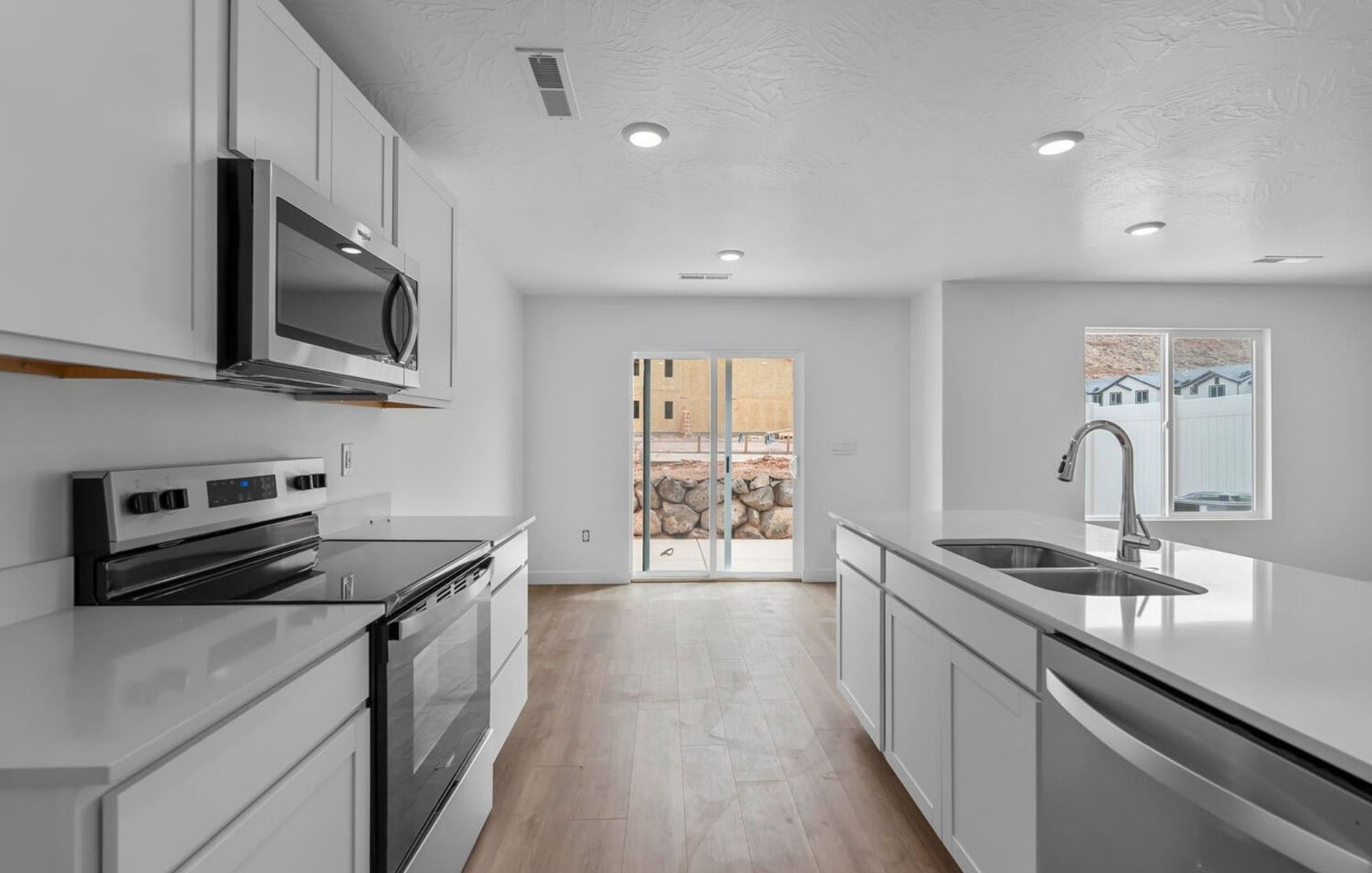 2129 S Wolverine Way 9 of 12