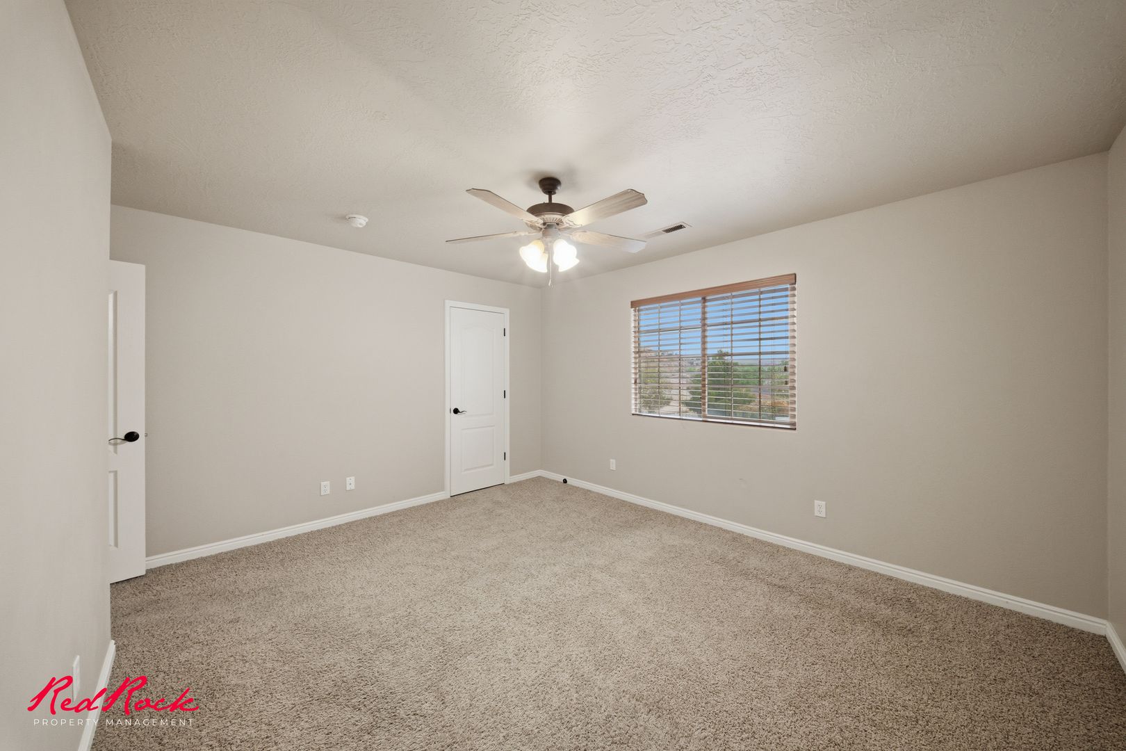 2422 S River Road #5 9 of 12