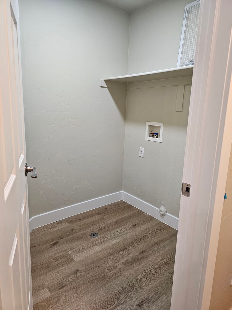 445 W River Willow 25 of 26