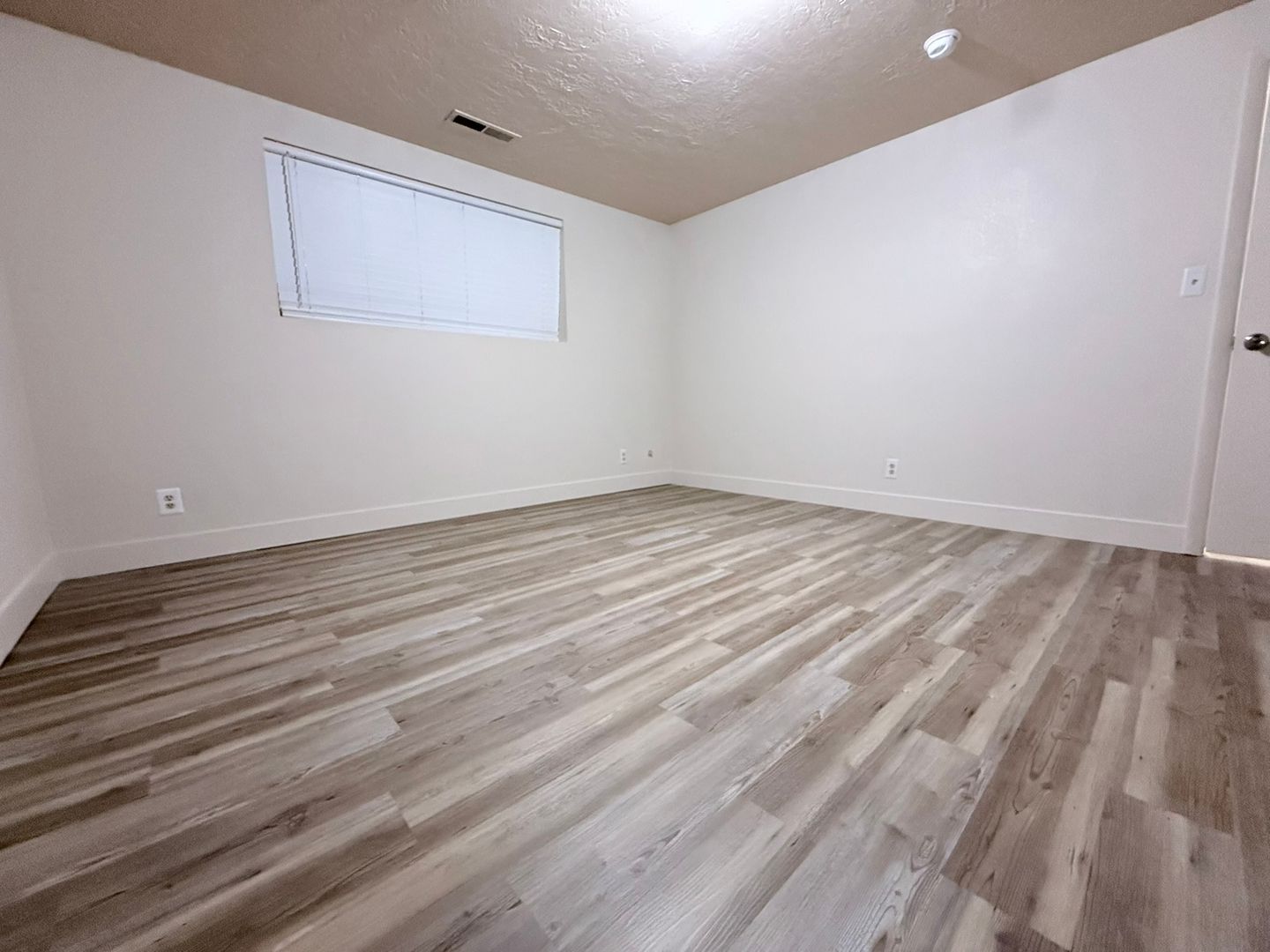 236 N Quail Ridge Dr #6 4 of 12