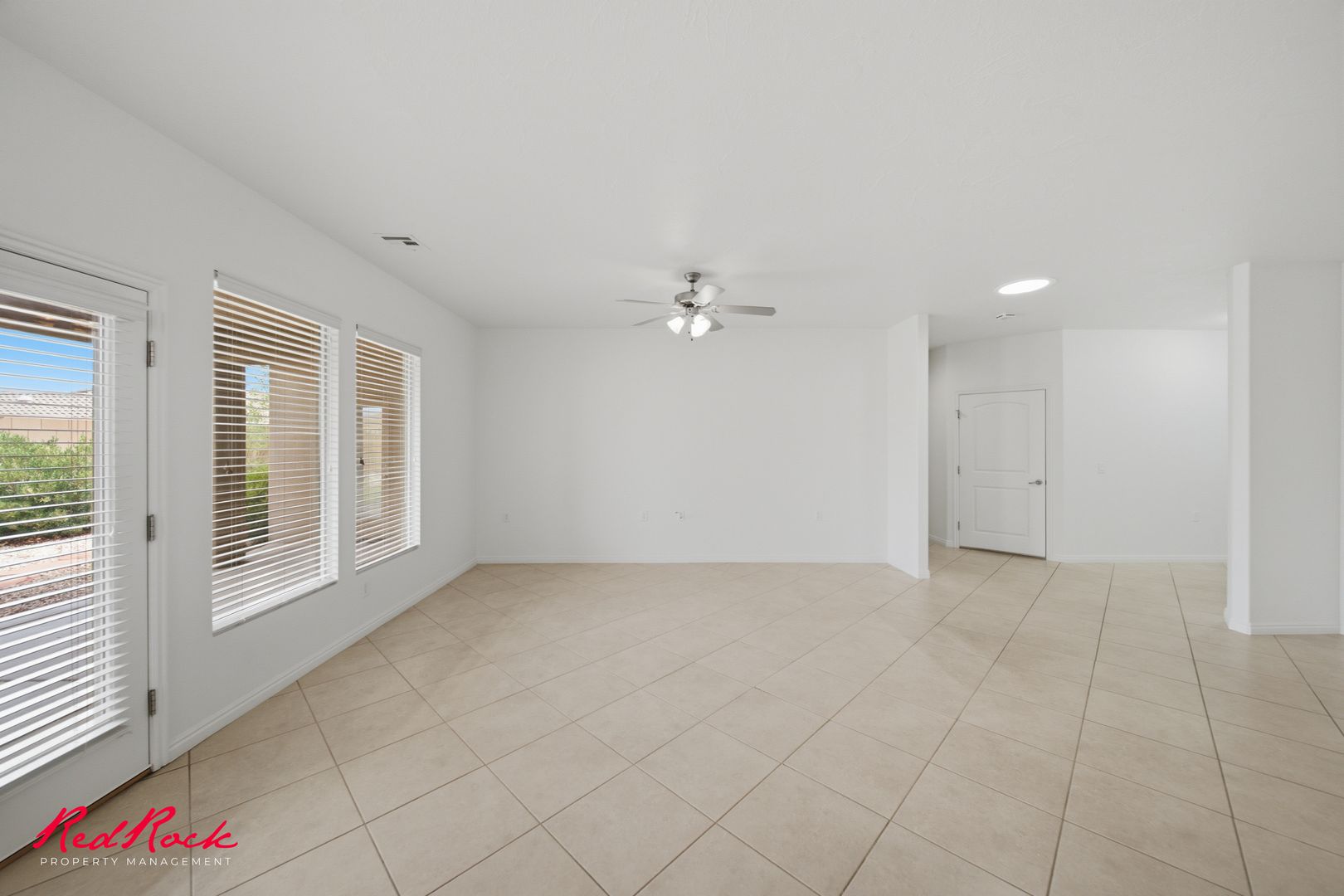 1546 Morane Manor Dr 5 of 12