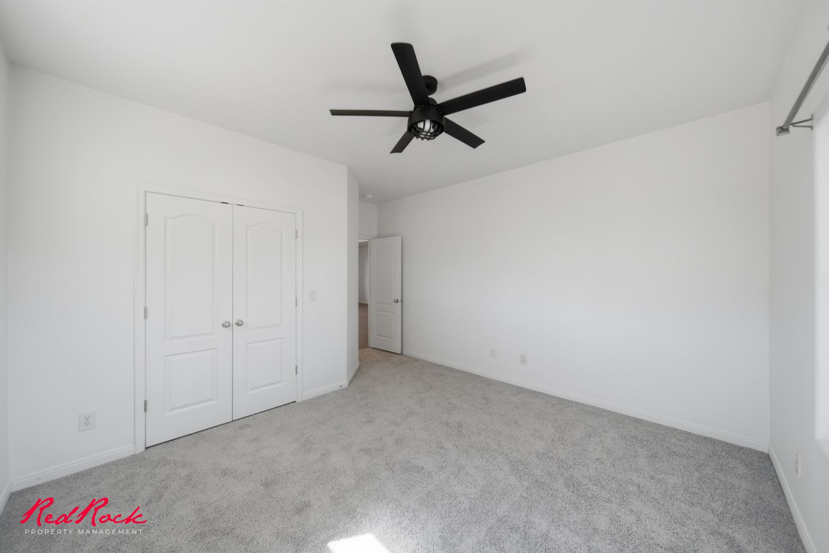 3304 W Palomar 22 of 40
