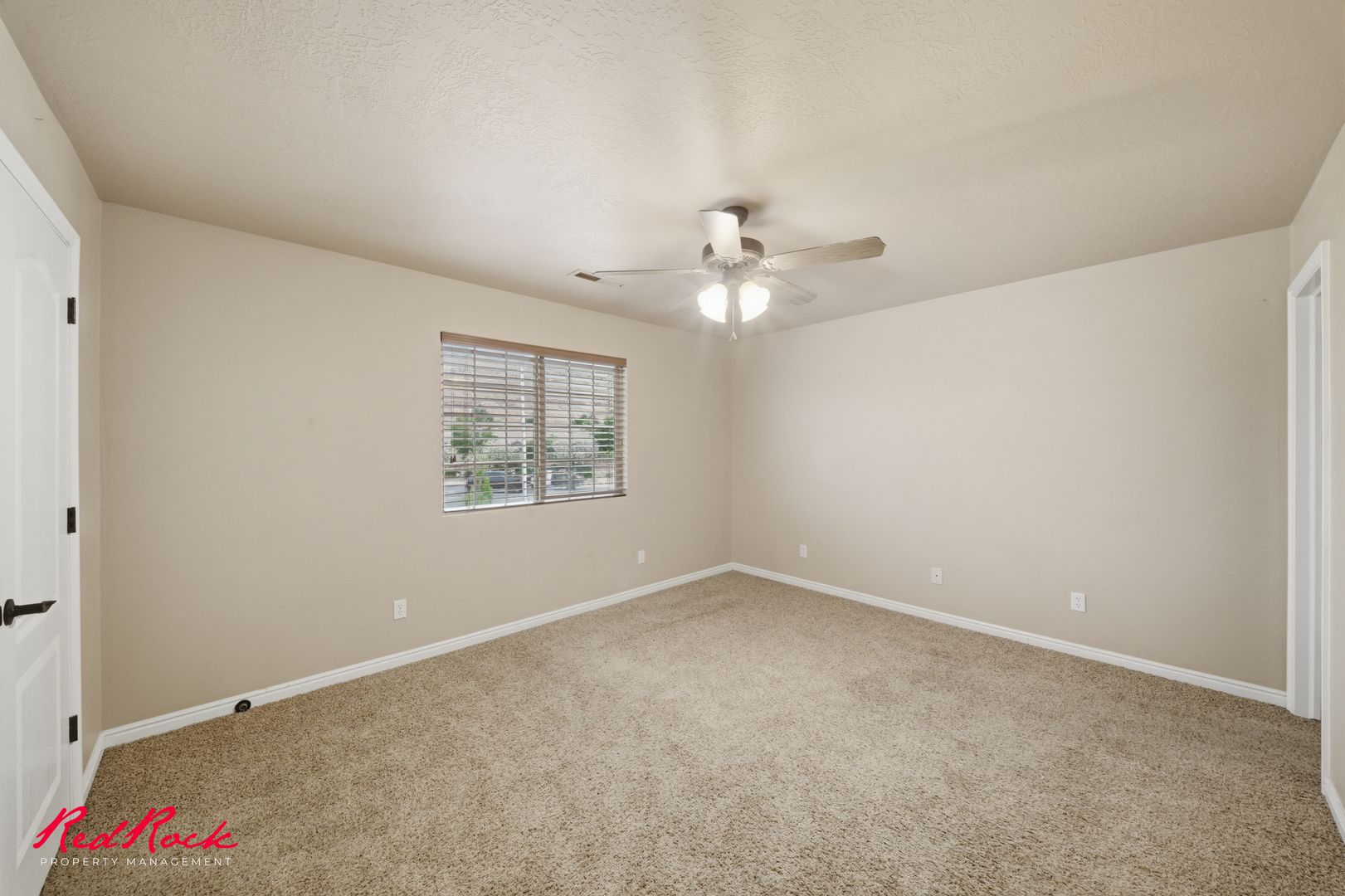 2422 S River Road #5 3 of 12