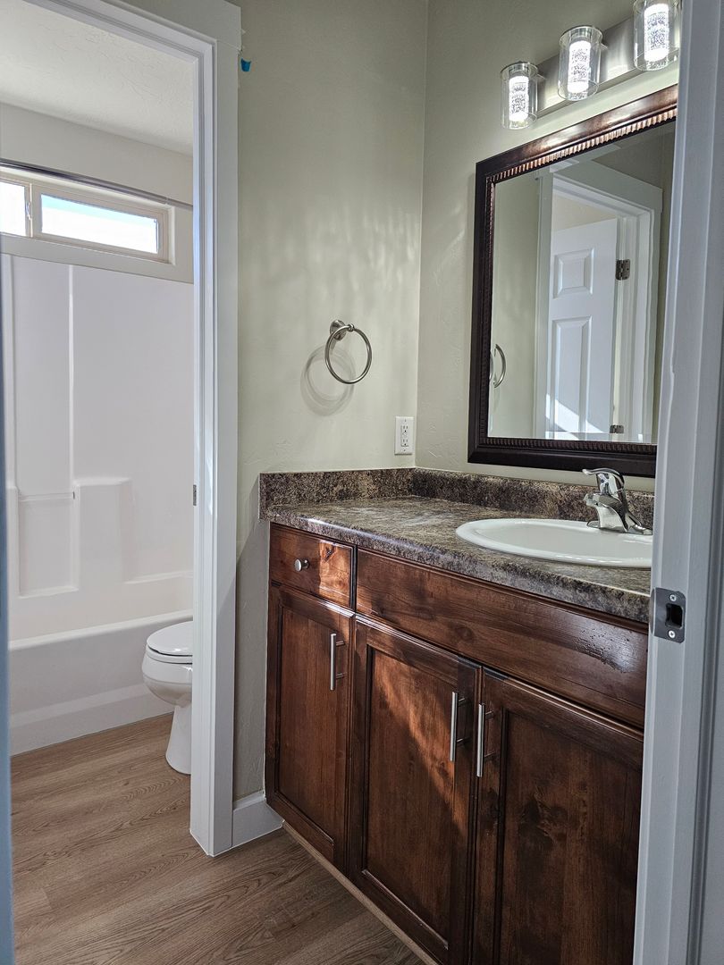 445 W River Willow 24 of 26