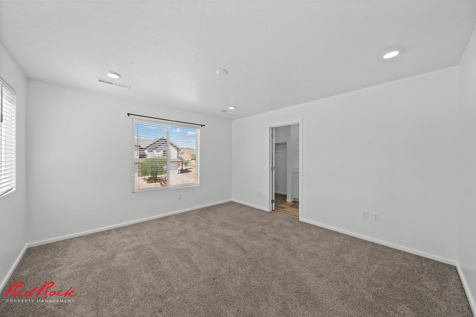 1332 S Pole Creek Lane 18 of 30