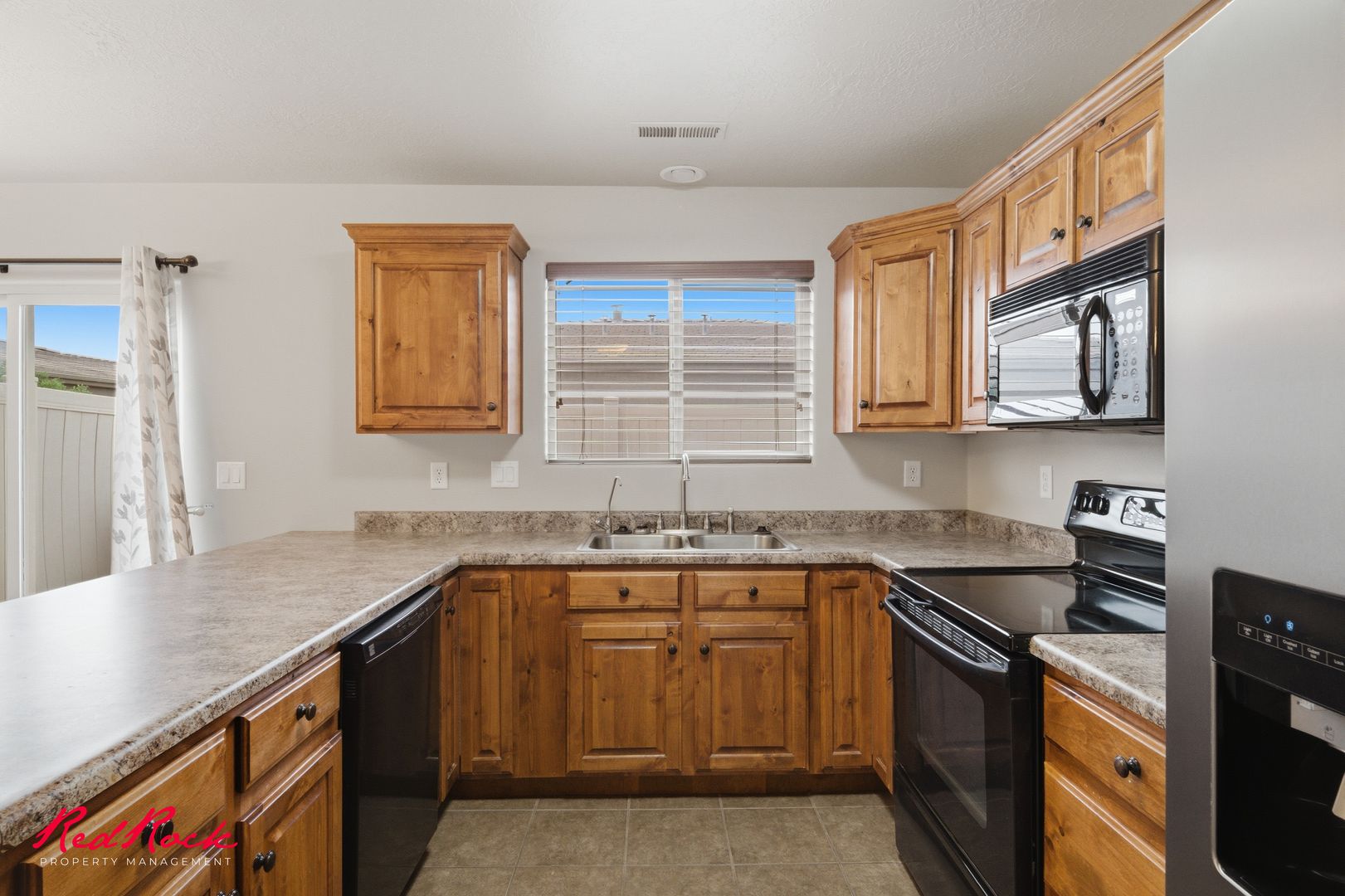 2422 S River Road #5 6 of 12