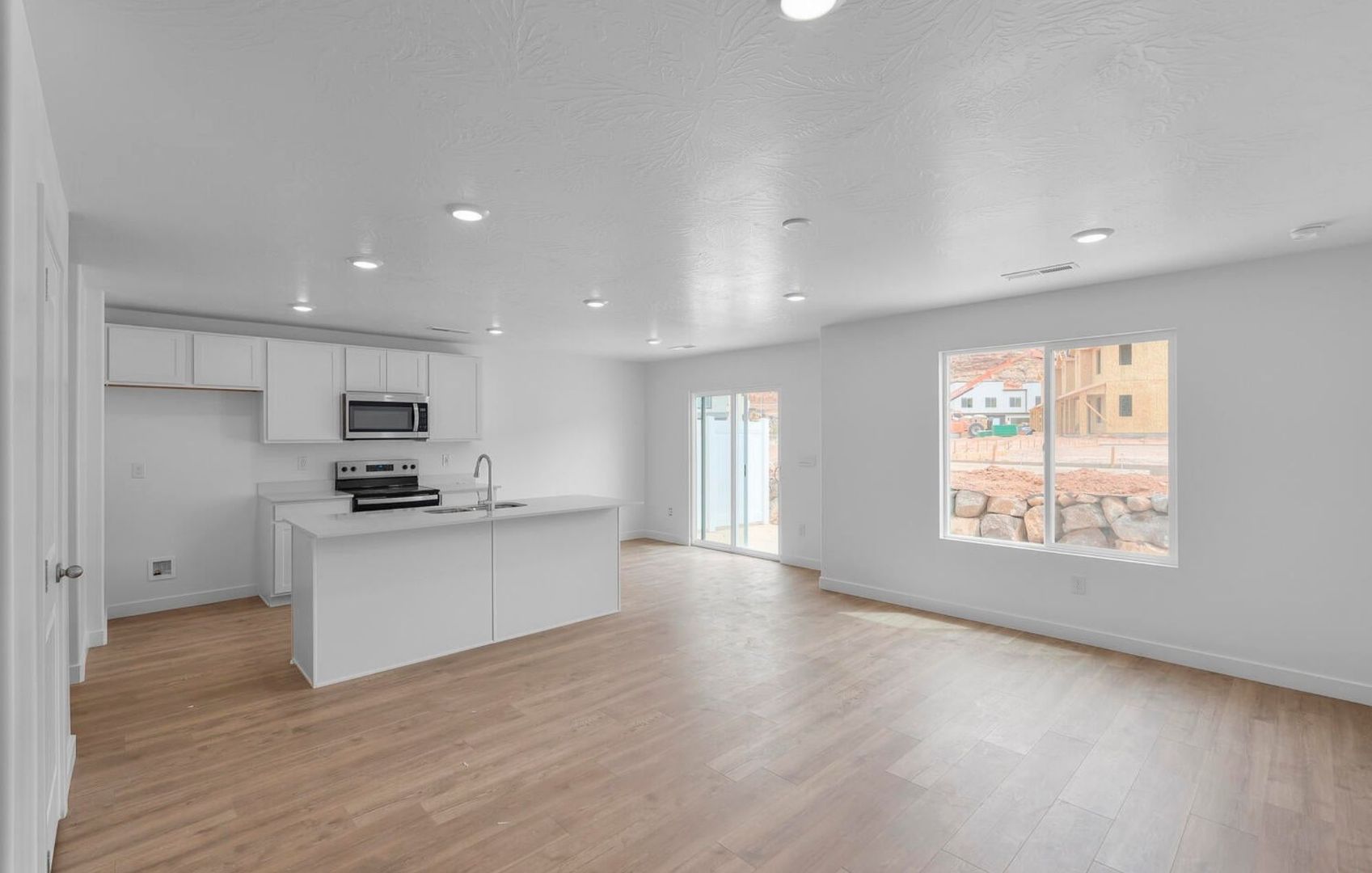 2129 S Wolverine Way 10 of 12