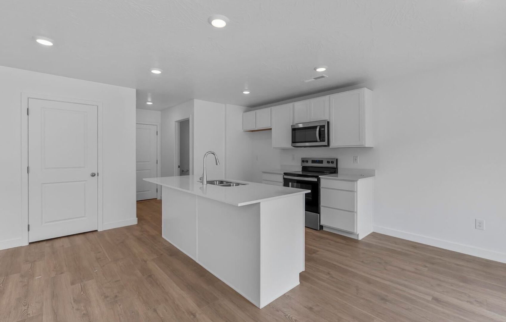 2129 S Wolverine Way 11 of 12